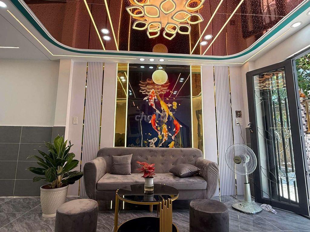 nhà mới hoàn thiện bà điểm 5