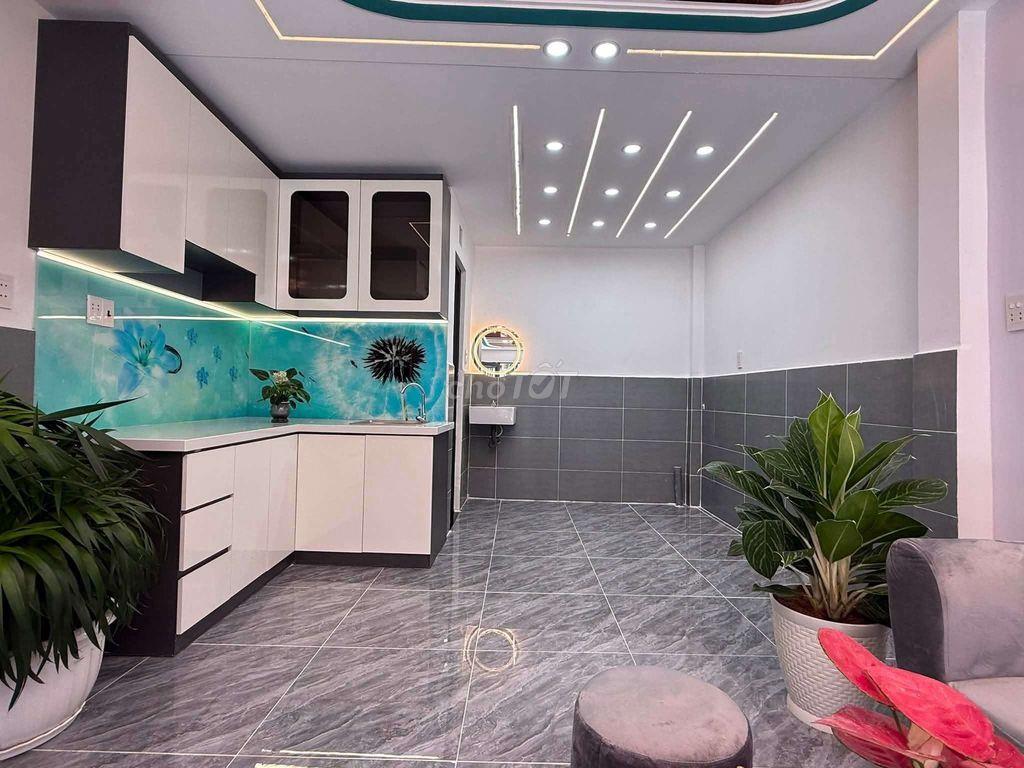 nhà mới hoàn thiện bà điểm 5