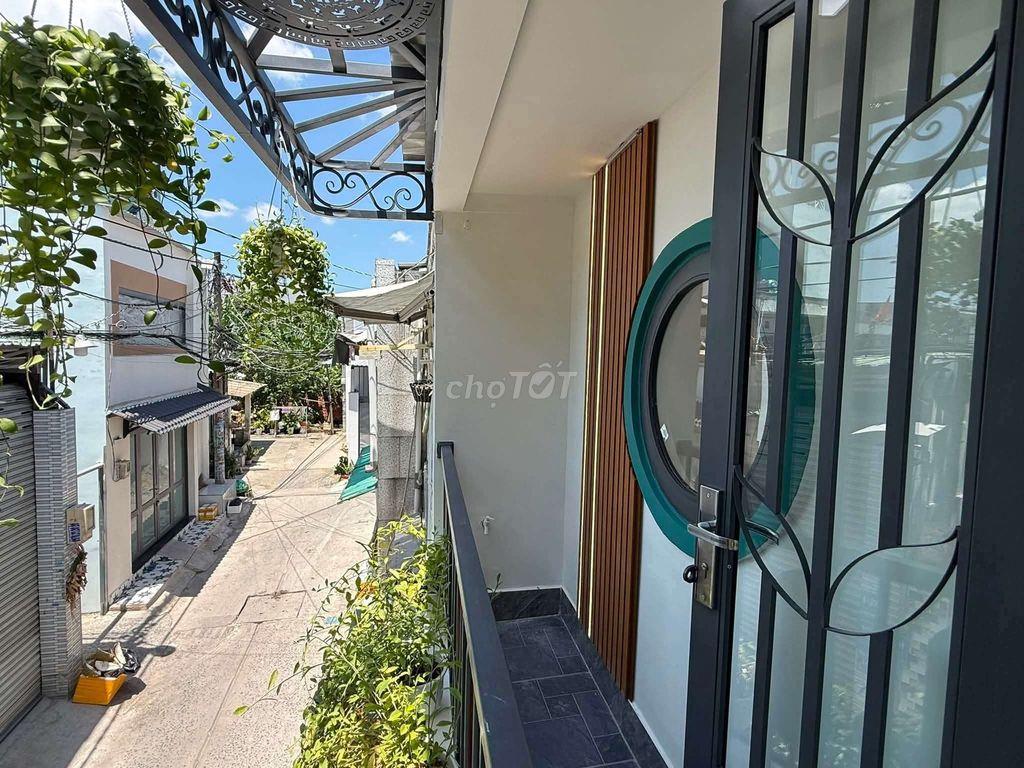 nhà mới hoàn thiện bà điểm 5