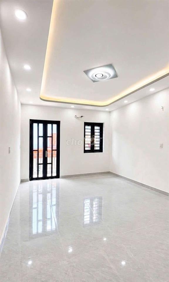 Nhạc mới hoàn thiện. sổ hông cầm tay