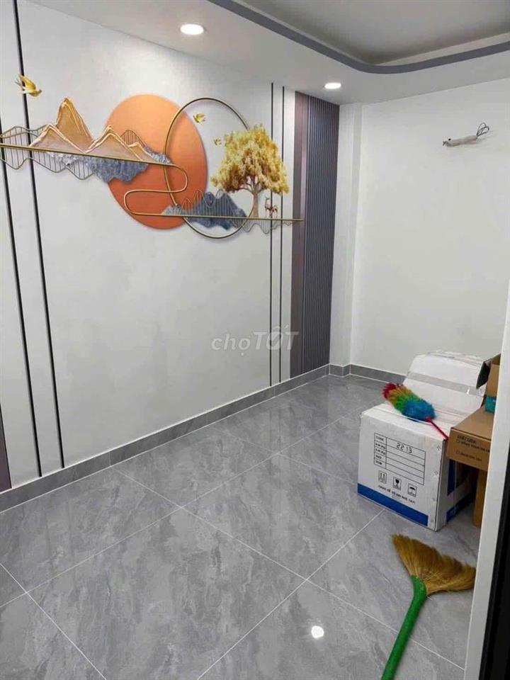 Nhà đúc mới sổ hồng khu dân cư snag tên