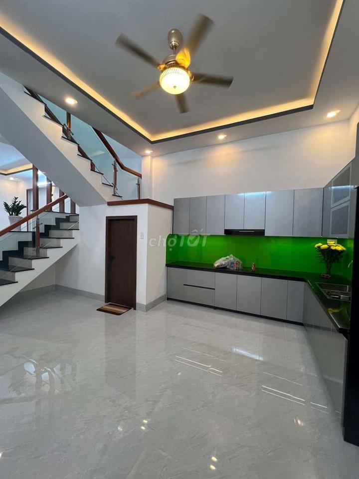 Mới hoàn thiện nhà sổ hồng trệt lầu mặt tiền 