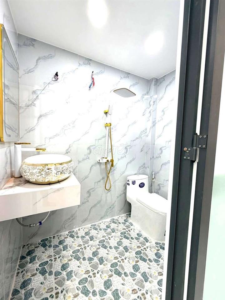 Nhà bà điểm mới hoàn thiện cao cấp sổ hồng