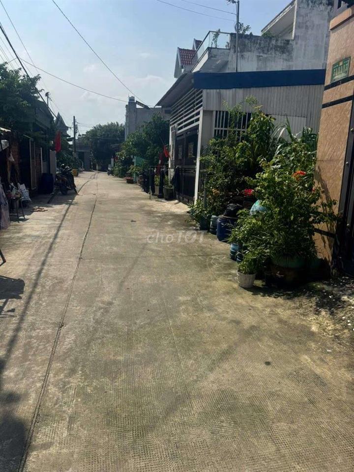 Nhà chính chủ có sổ đỏ đường xe tải