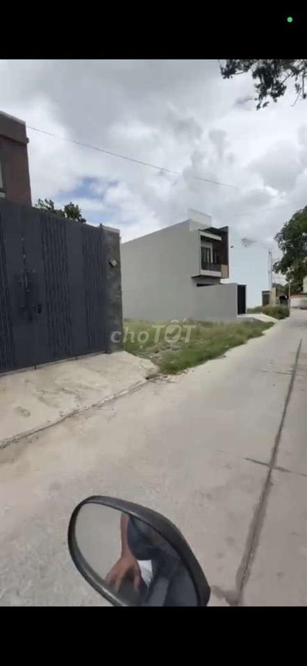 Đất thổ cư sổ mới ra xây tự do