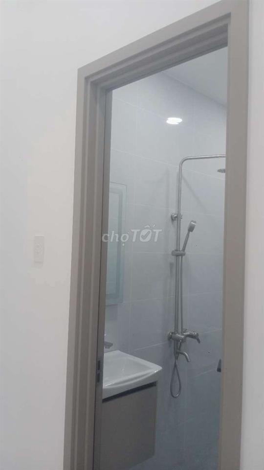 nhà mới xây chính chủ
