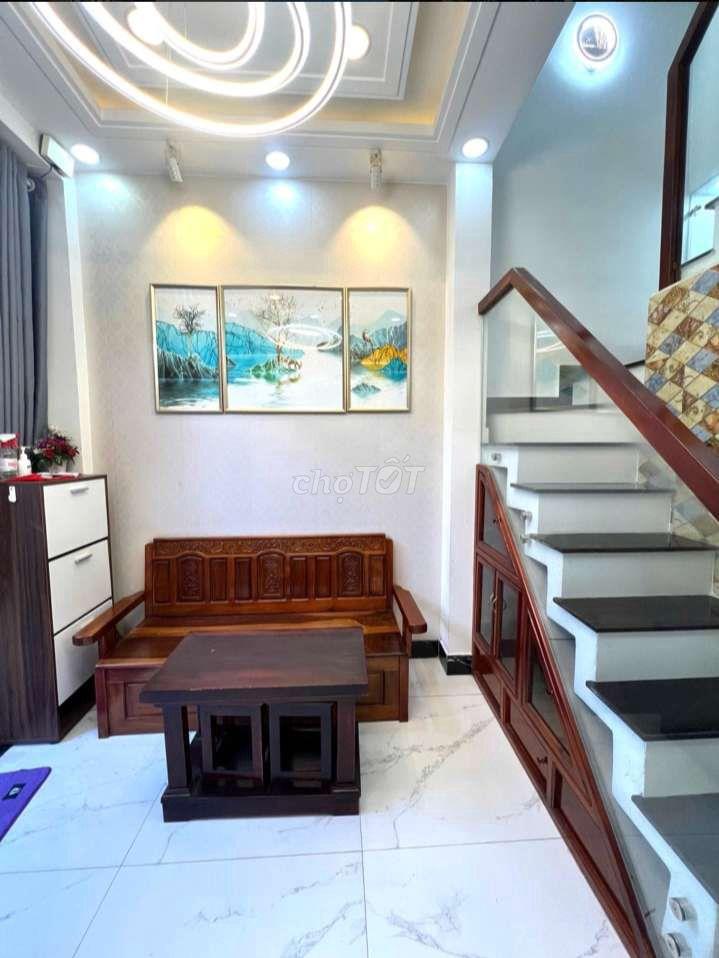 nhà mới xây