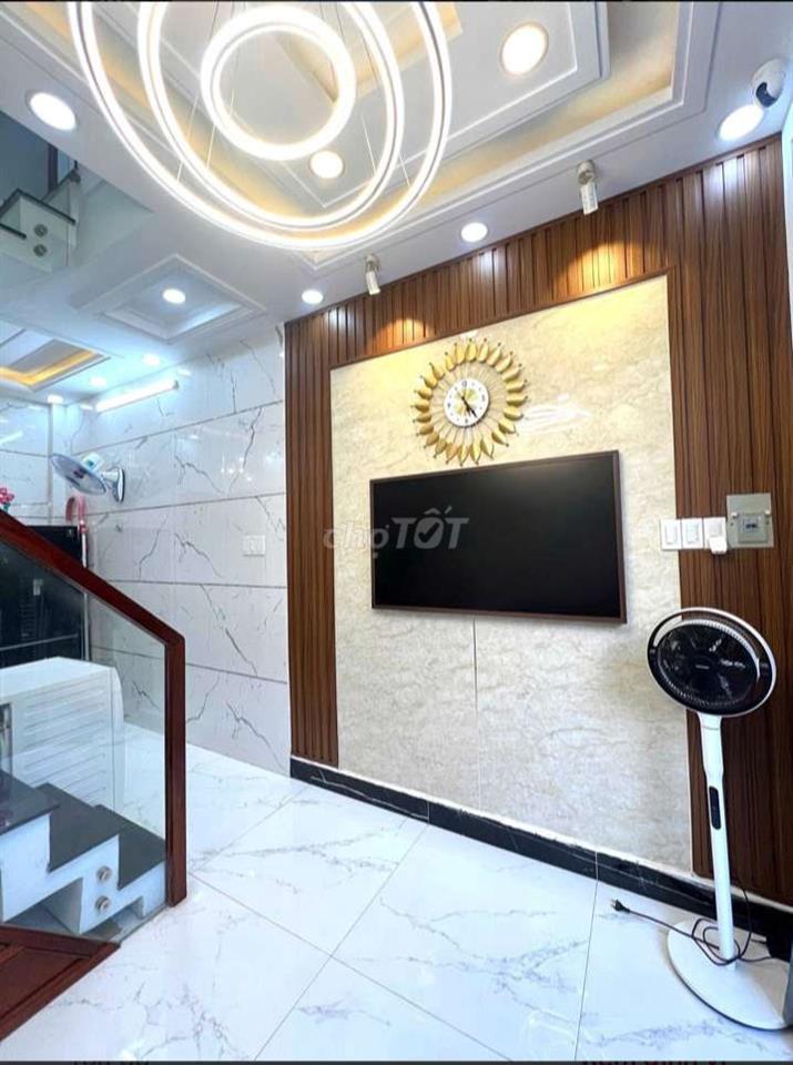 nhà mới xây