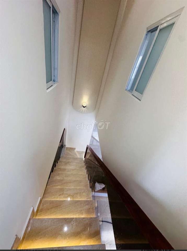 nhà hóc môn 