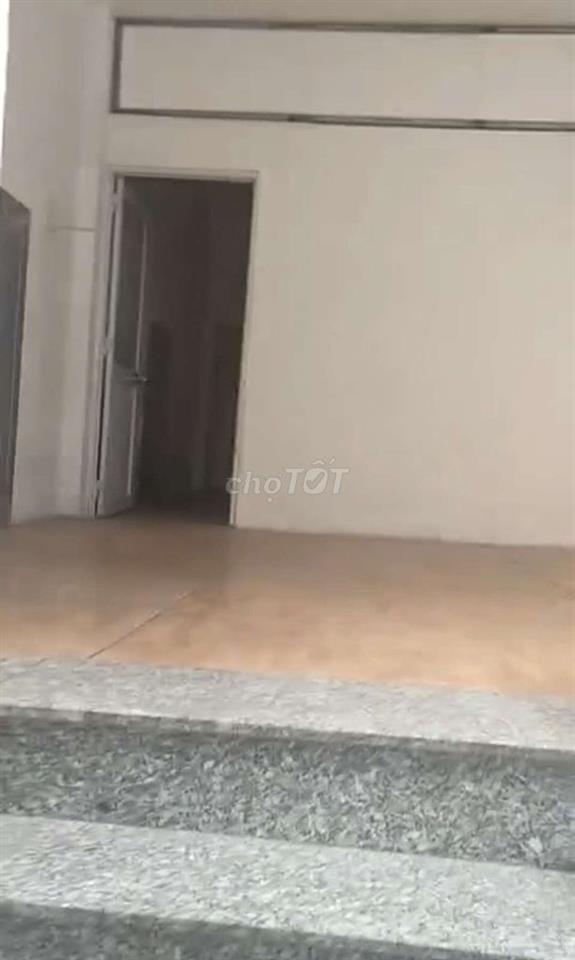 Nhà mặt tiền Bùi Công Trừng 