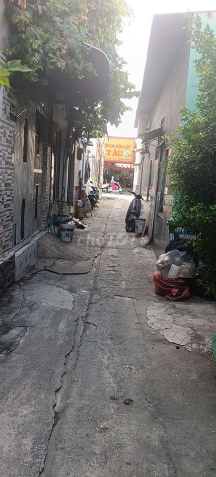 Nhà ở khu dân cư bà điểm gần nhiều tiện ích 