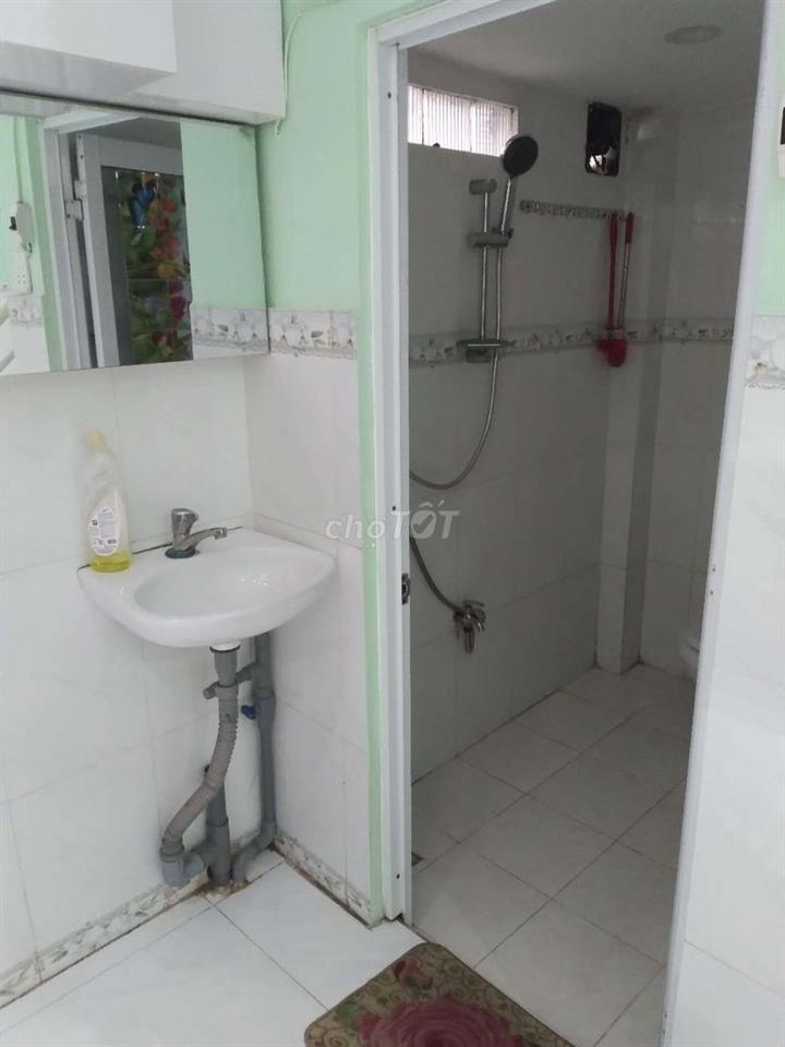 Nhà ở khu dân cư bà điểm gần nhiều tiện ích 