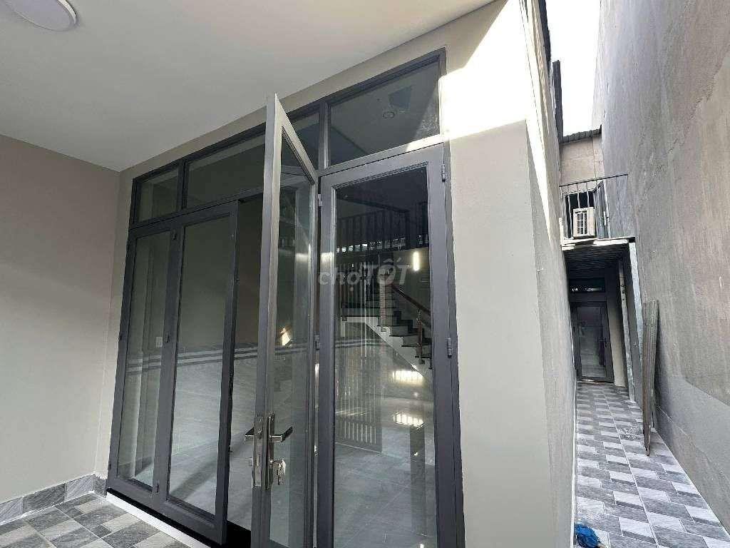 Nhà gần Nguyễn Ảnh Thủ