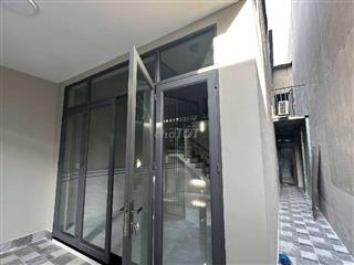 Nhà gần Nguyễn Ảnh Thủ