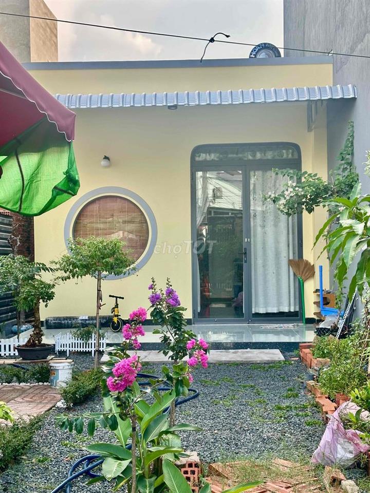 cần bán đất tặng nhà song hành-ql22