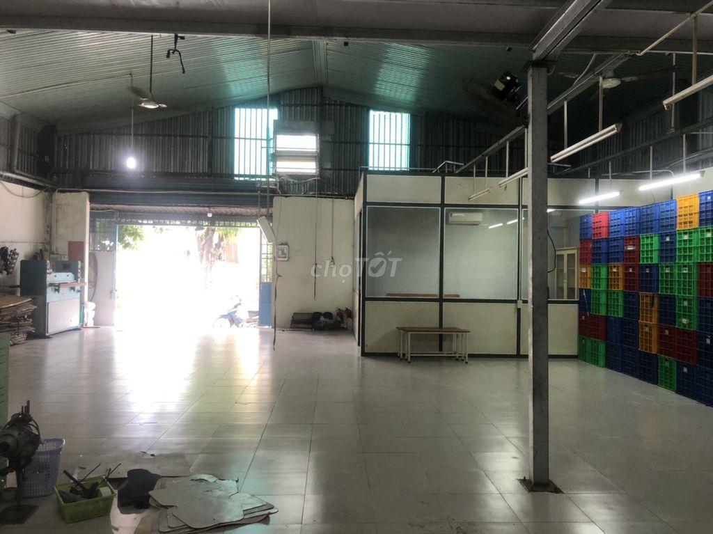 CHO THUÊ XƯỞNG 200M, ĐIỆN 3P, ĐƯỜNG 10M, CÁCH TÔ KÝ 200M