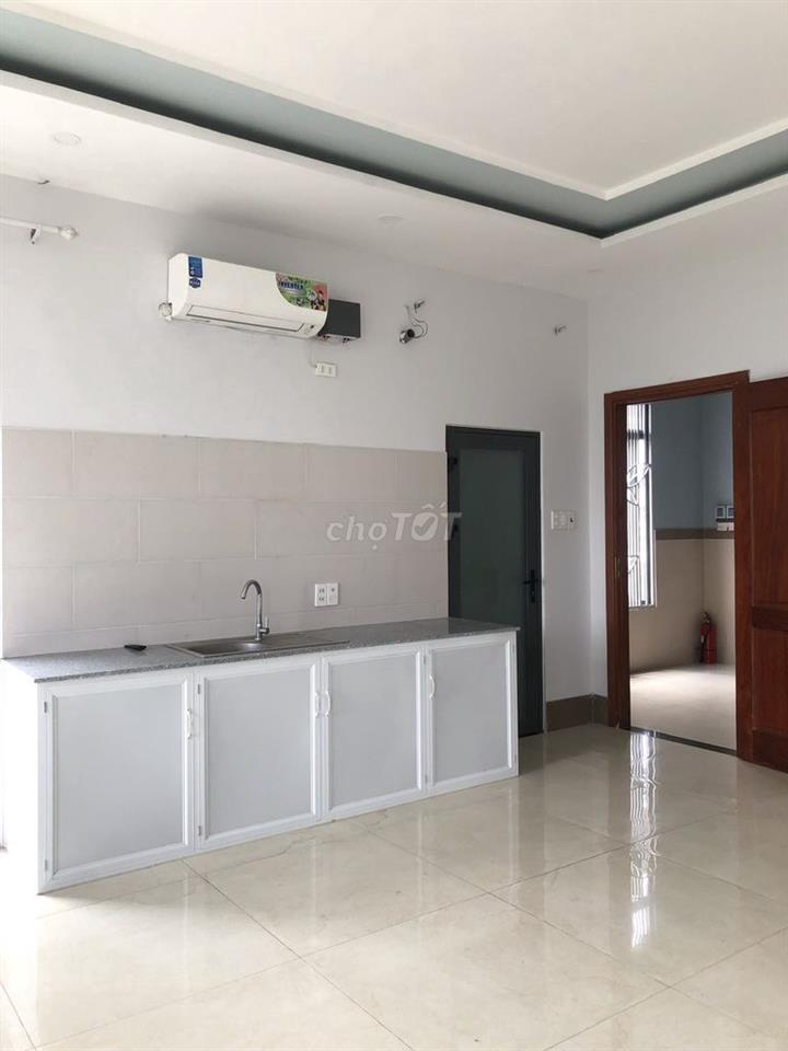 CHO NỮ THUÊ PHÒNG GẦN HUFLIT HÓC MÔN, KHU BIỆT THỰ, BẢO VỆ 24//7