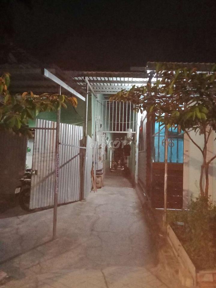 cần bán dãy trọ 15 phòng  310m2 . ấp mới 1 tô Ký hóc môn ..