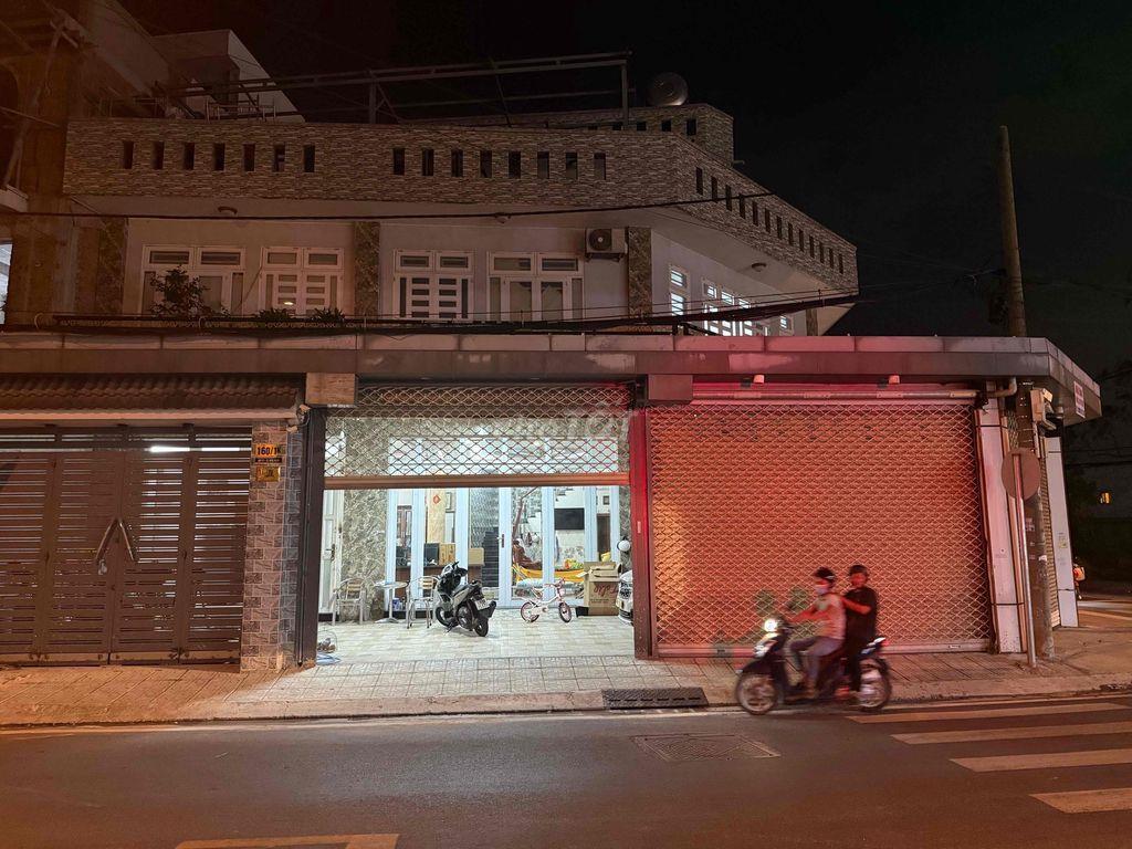 Bán căn biệt thự góc 2 mặt tiền đèn xanh đỏ kinh doanh mọi ngành nghề