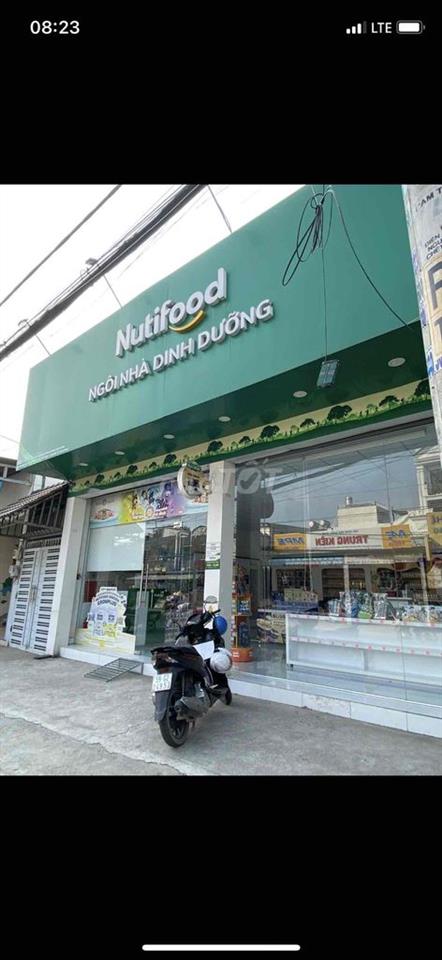 tôi chính chủ cần bán gấp , nhà mặt tiền đường Nguyễn Ảnh Thủ,