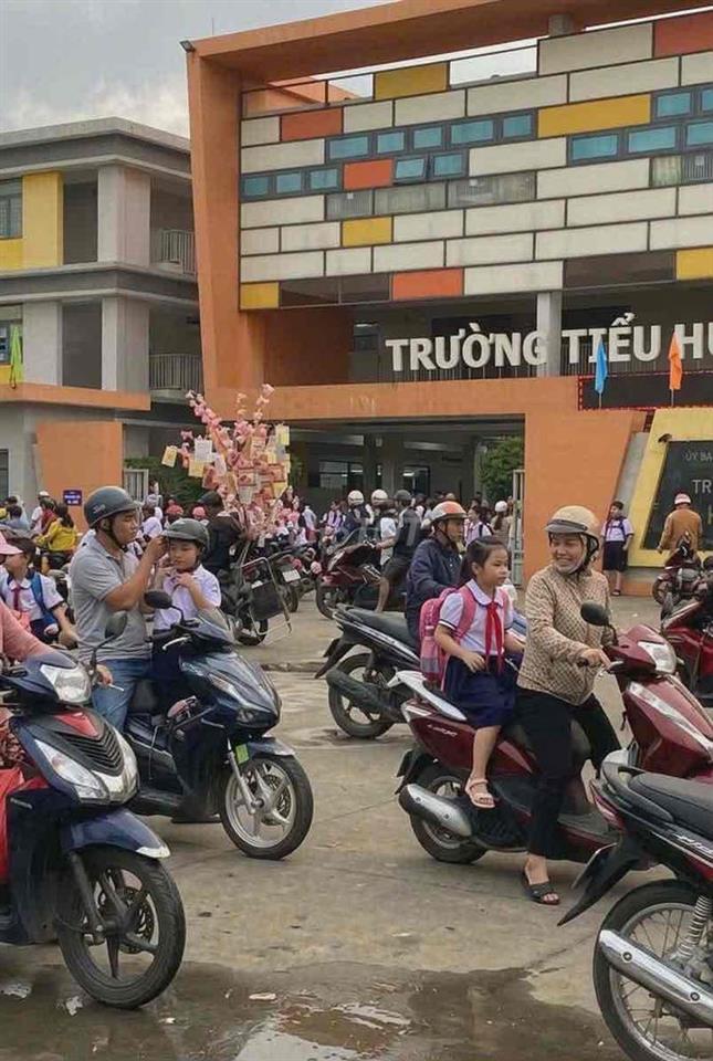 3% hoa hồng : BÁN NHÀ 49 ĐƯỜNG ĐẶNG THÚC VỊNH 162.3m giá 6,5tỷ