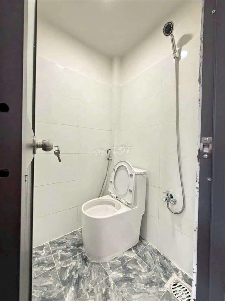 cần bán căn nhà nhỏ
