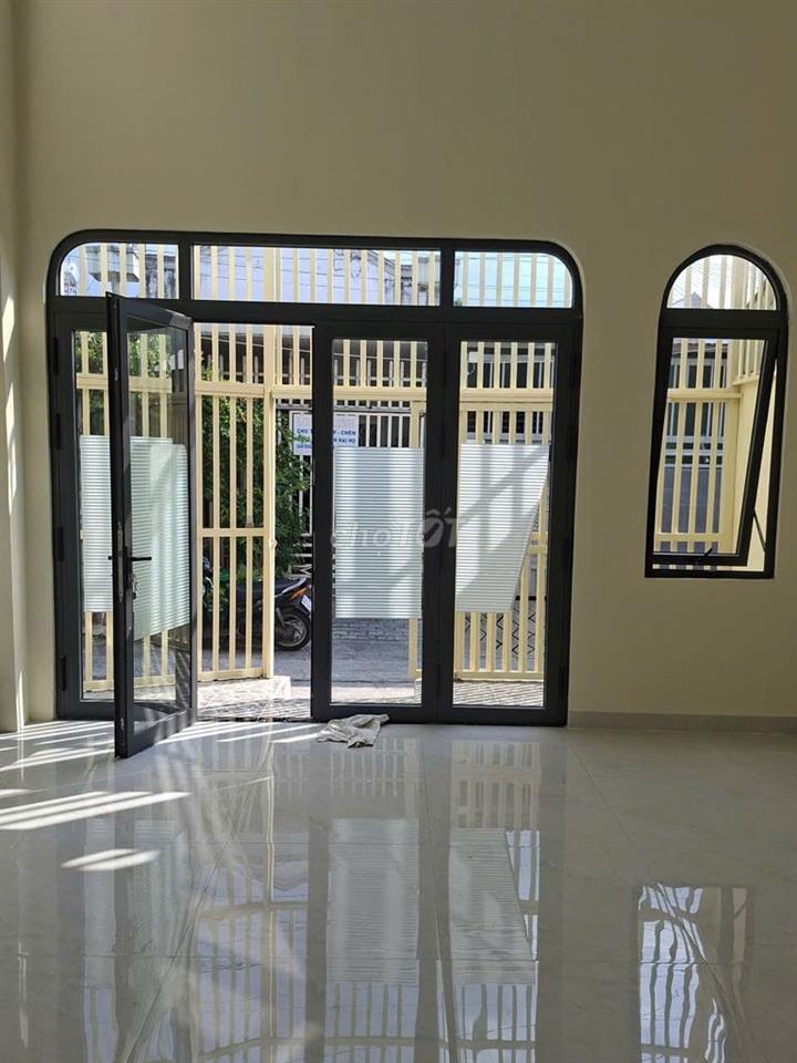 Bán nhà 5x13,45m; sổ hồng riêng, mới xây dựng, đã hoàn công