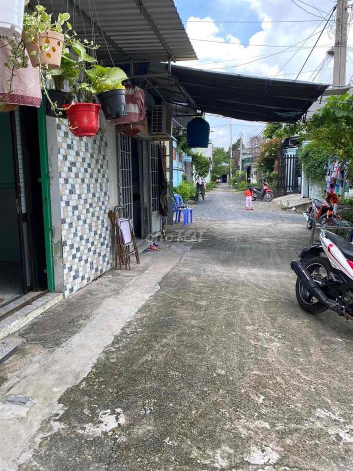 nhà cần bán