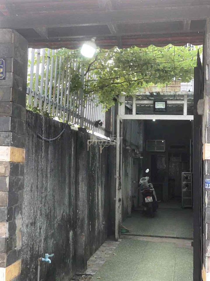 Nhà 70m2 1 trệt 1 lầu ngay chợ Thới Tứ
