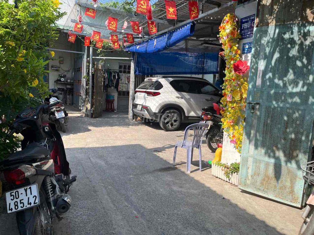 bán khu nhà trọ 3 dãy thu nhập ổn định có thể chia thành 3 lô