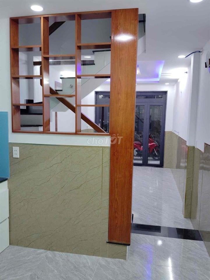 CHÍNH CHỦ BÁN GẤP NHÀ ĐÔNG HƯNG THUẬN 6, Q.12 – 1 TRỆT 1 LẦU – SÁT GÒ