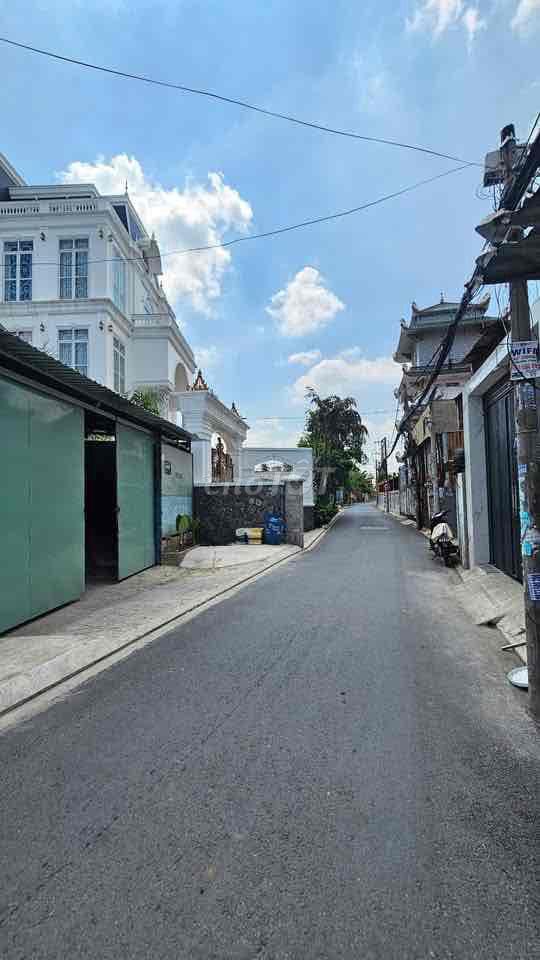 Bán Đất Tặng Nhà 130m- có 109m2 Thổ Cư, Hiệp Thành Q12 chỉ 5.3 Tỷ