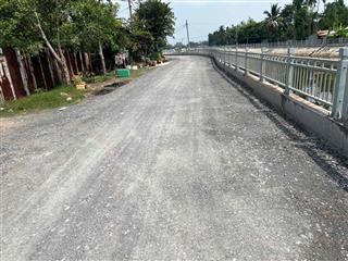chính chủ lo đất mặt tiền sông Sài Gòn (5000) thổ 400 m gia 55 ty lh 0