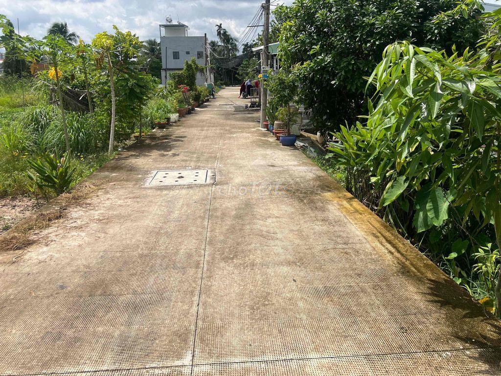 Nhị Bình -- Hóc Môn  Đường đẹp  Đất đẹp không mồ mả, không ngập nước