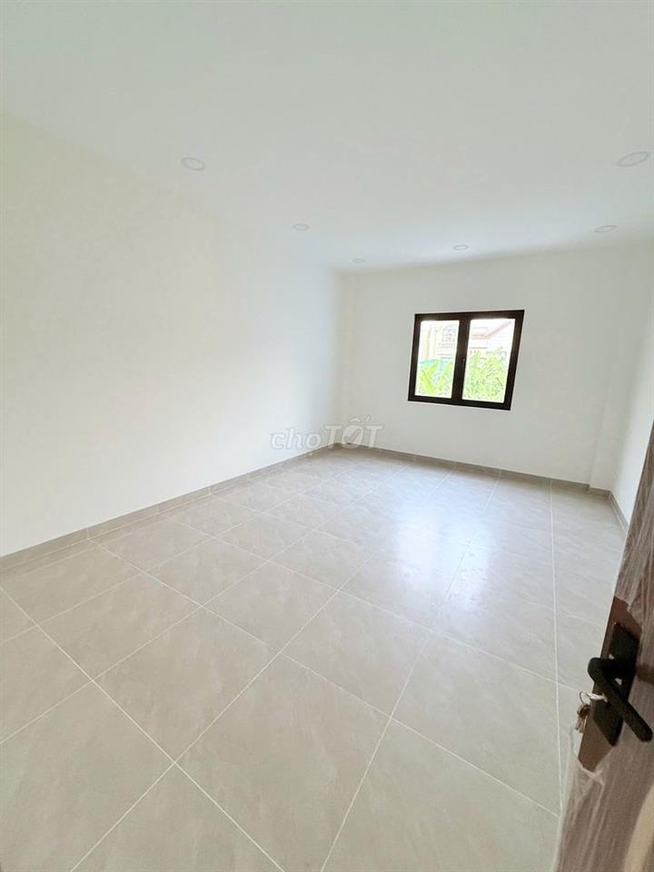 Bán nhà mới xây HXH, 4x20m, Tô Ký, Đông Thạnh, TP. HCM