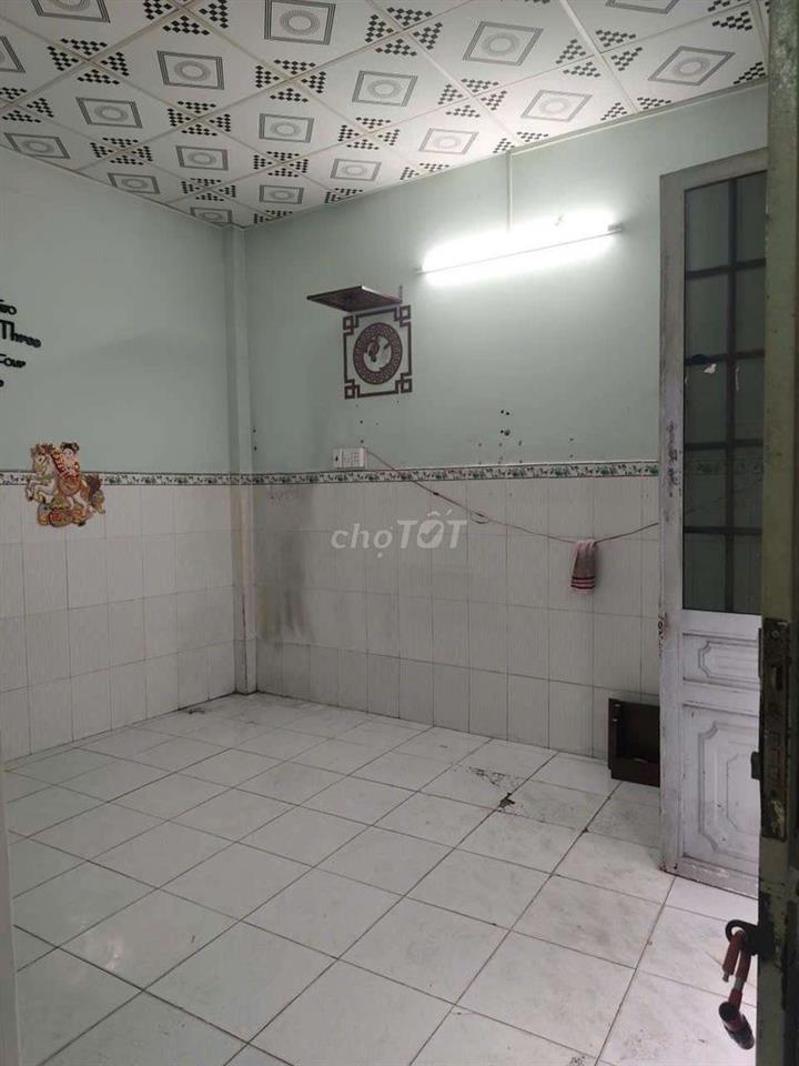 nhà giá sinh viên