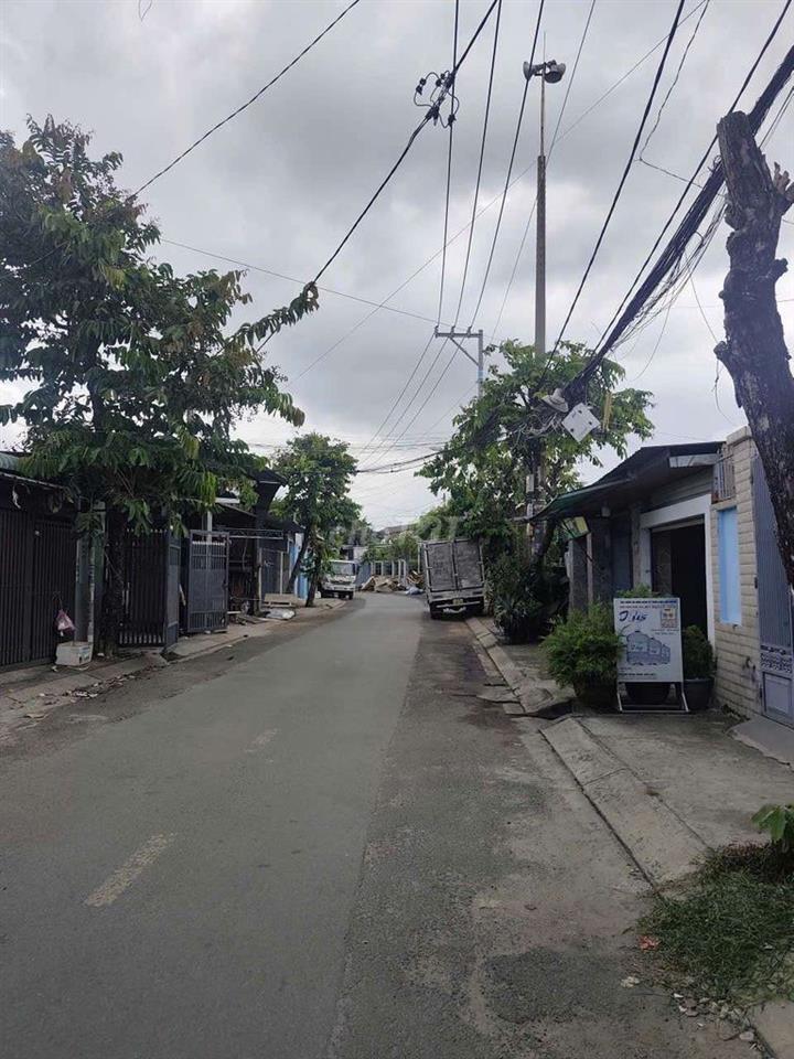 nhà mặt tiền 