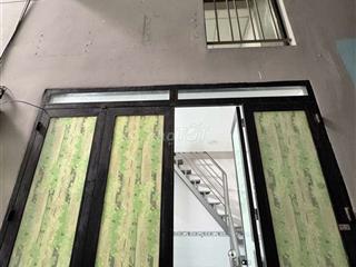 nhà nhỏ giá rẻ, tiện ích lớn