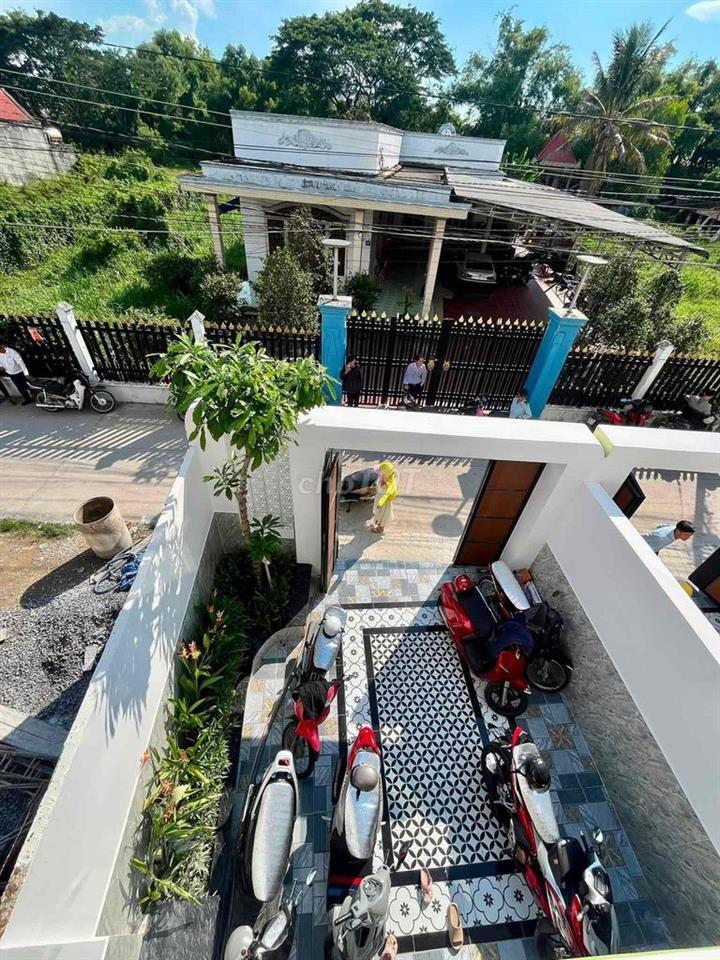 NHÀ ĐẸP. GIÁ CỰC ƯU ĐÃI