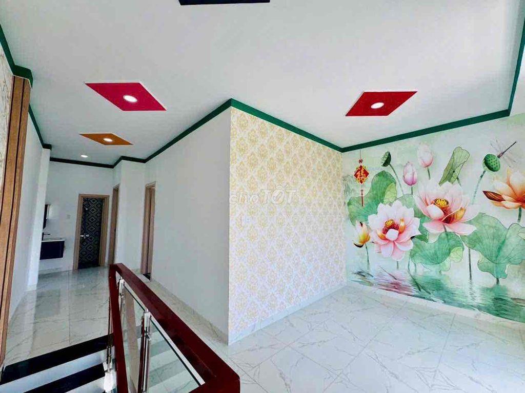 Nhà xinh-Giá hời vị trí ngay khu du lịch sinh thái ao đôi