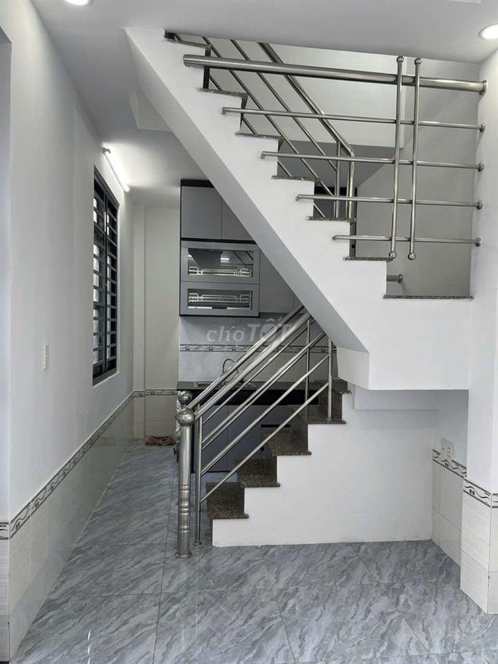 NHÀ SHC 7×3 CÓ 1 LẦU 2PN, 2WC , TTH20, Q12