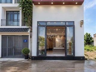 Nhà C4 gác lửng 3PN , 2WC Nguyễn Ảnh Thủ . HXH 6m Q12