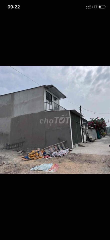 cần bán nhà gần các loại trường học ***