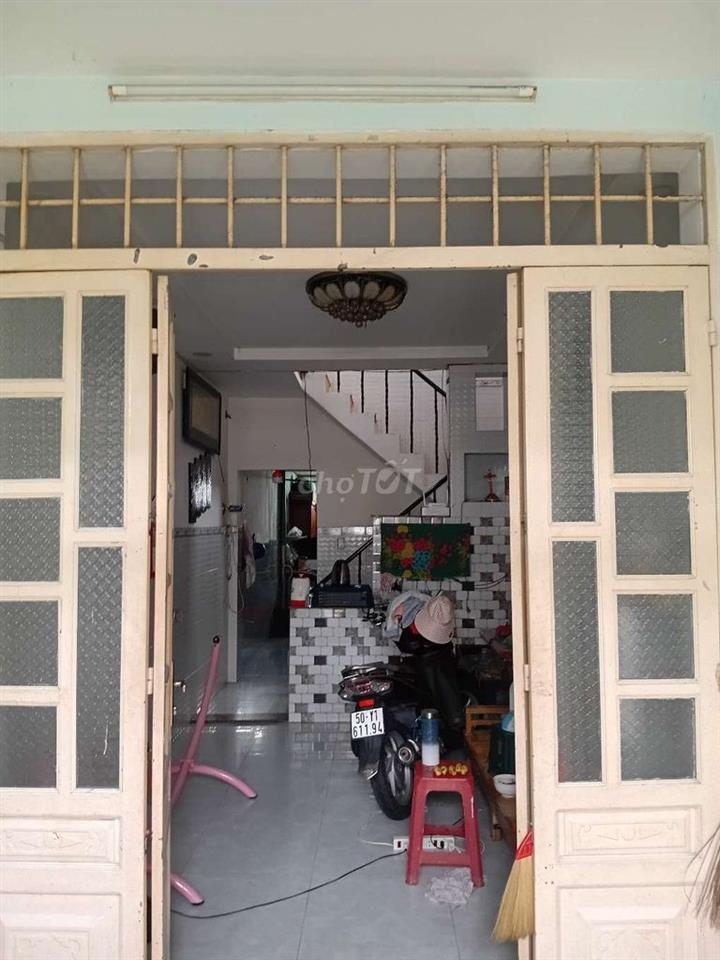 cần bán nhà tại hóc môn
