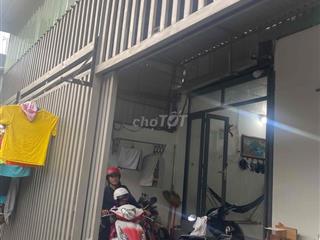 cần bán nhà