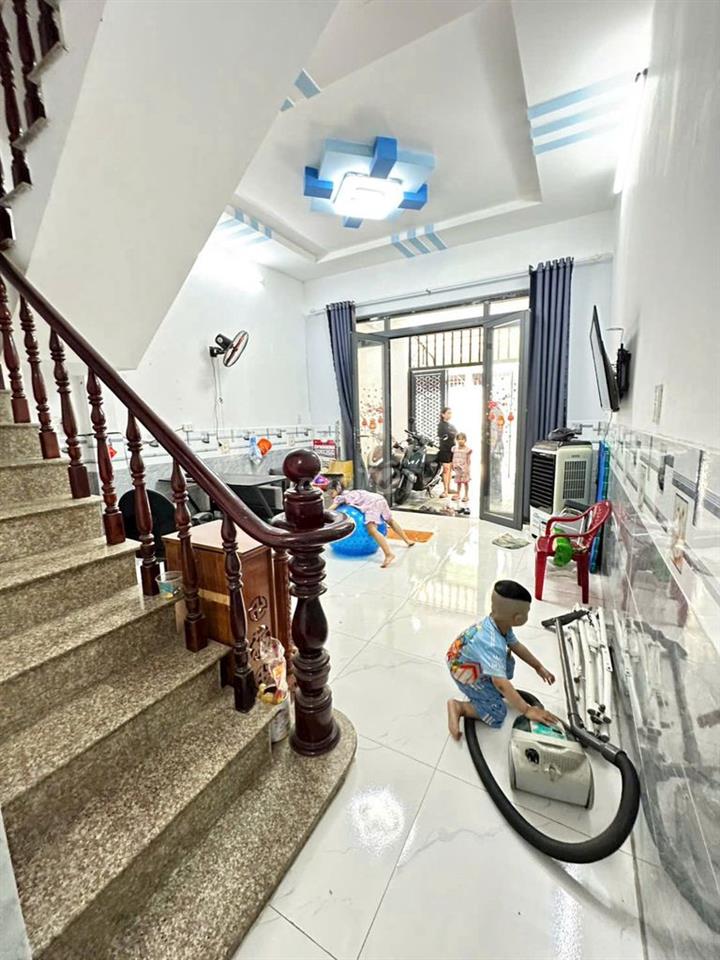 CHÍNH CHỦ BÁN NHÀ ĐẸP VÀO Ở NGAY