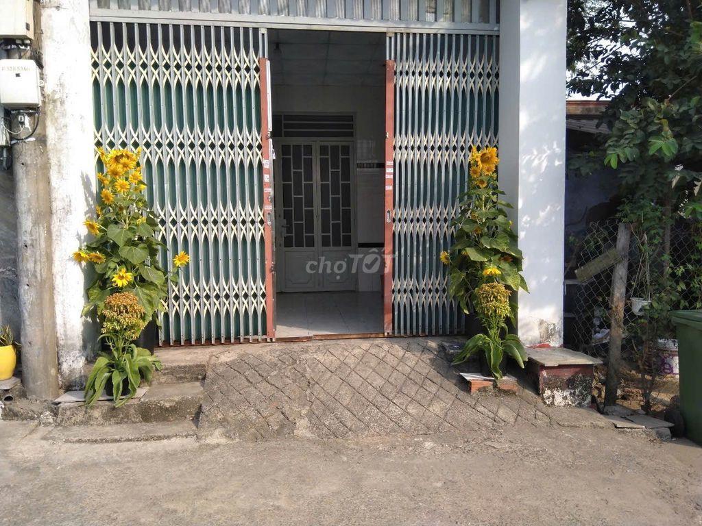 BÁN GẤP NHÀ CHÍNH CHỦ XÃ XUÂN THỚI SƠN GIÁ NHỈNH 2 TỶ