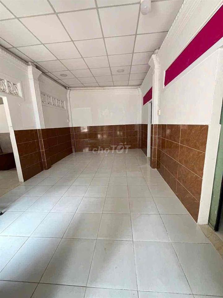 🏡 CHO THUÊ NHÀ GIÁ RẺ – BÀ ĐIỂM, HÓC MÔN  📍 Vị trí: 1 sẹc đường Ba Điể