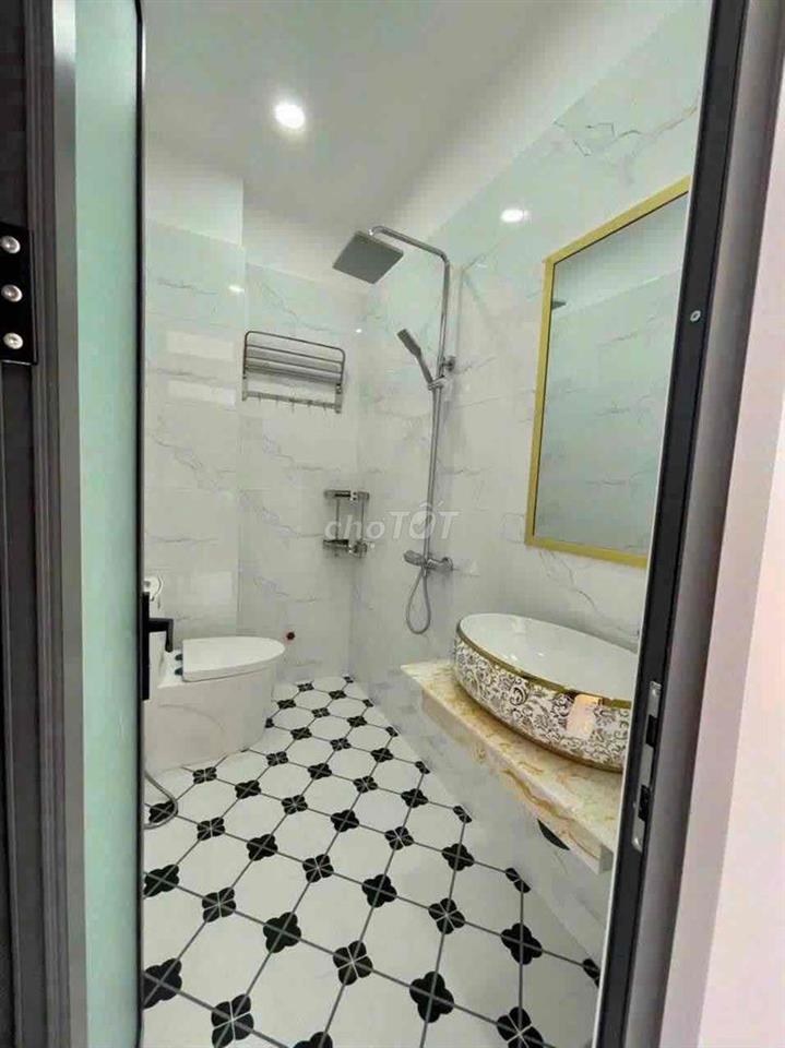 🏡  NHÀ CHO THUÊ 4x20 - MẶT TIỀN TÂN XUÂN - HÓC MÔN - 18 TRIỆU/ THÁNG 📍