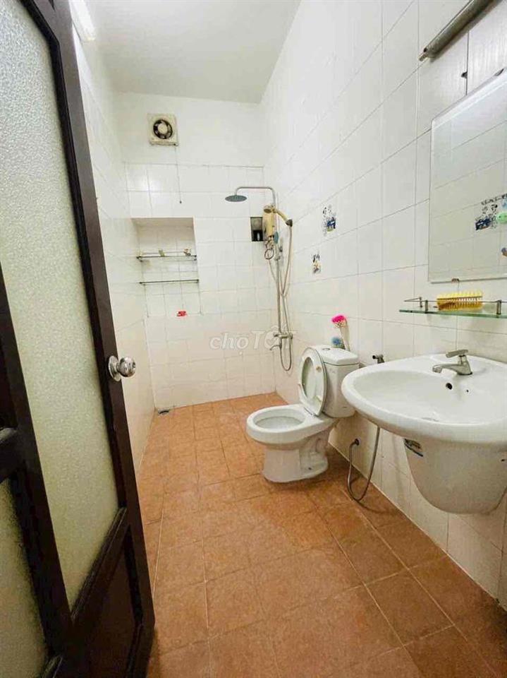 🏡 CHO THUÊ NHÀ 10x14 - GẦN CHỢ BÀ ĐIỂM – PHAN VĂN ĐỐI - 11 TRIỆU/THÁNG